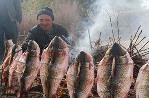 Roast Fish, Kashgar Travel, Travel Guide