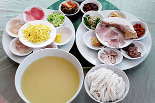 Cross Bridge Rice Noodles