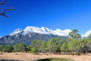 Jade Dragon Snow Mountain (Yulong Xue Shan )