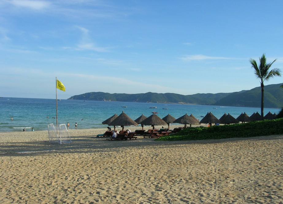 Dadonghai Beach