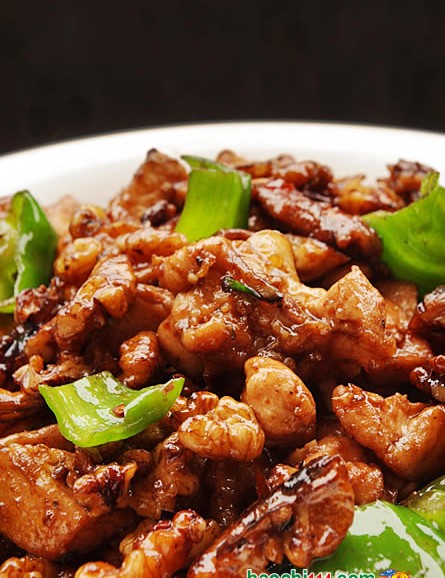 Deep-fried Chicken Dices with Walnuts, NanchangTravel, Nanchang Guide  
